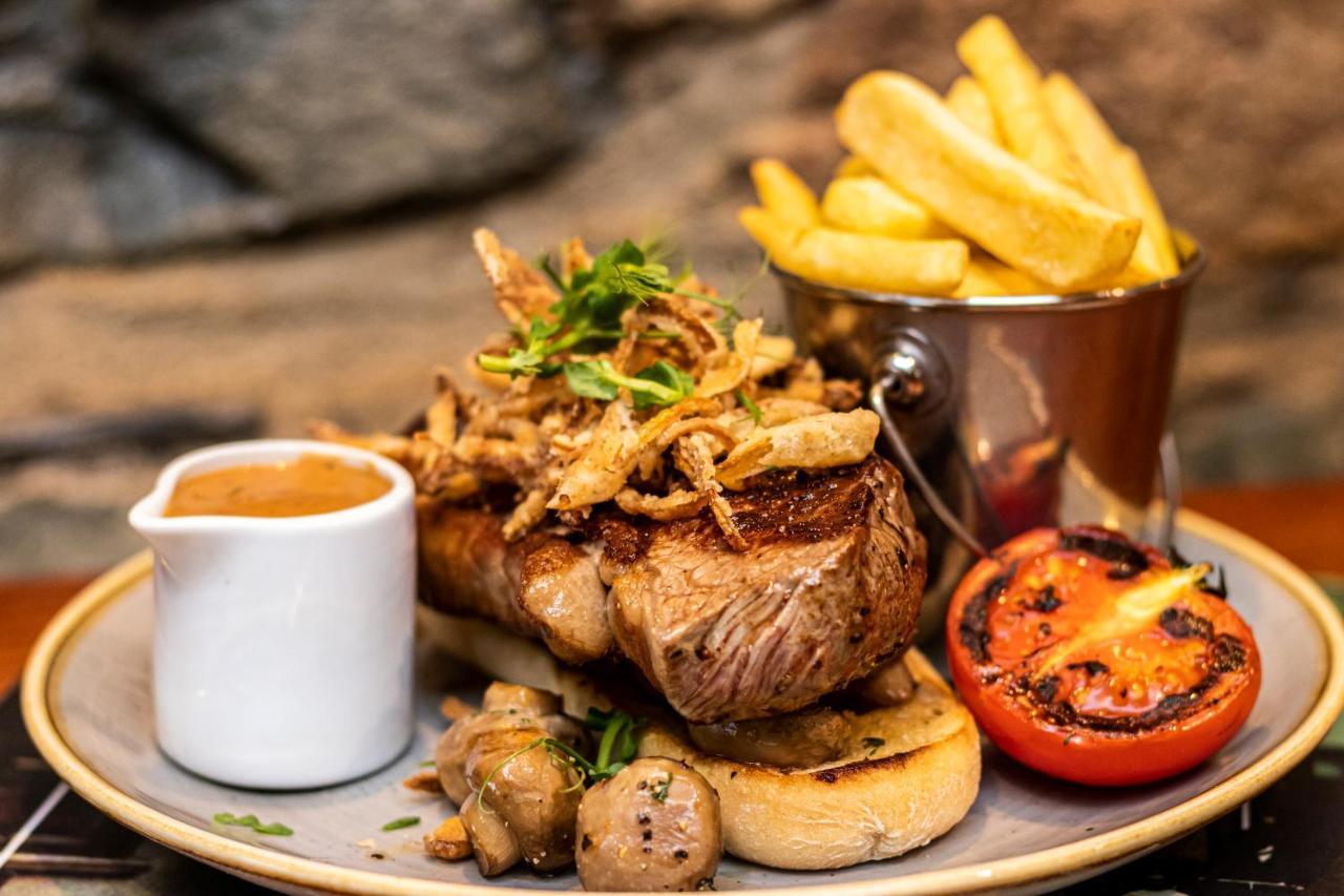 The Rostrevor Inn 외부 사진