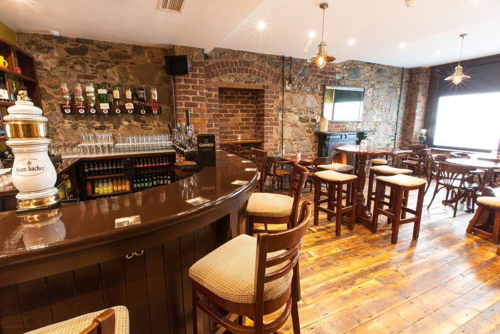 The Rostrevor Inn 외부 사진