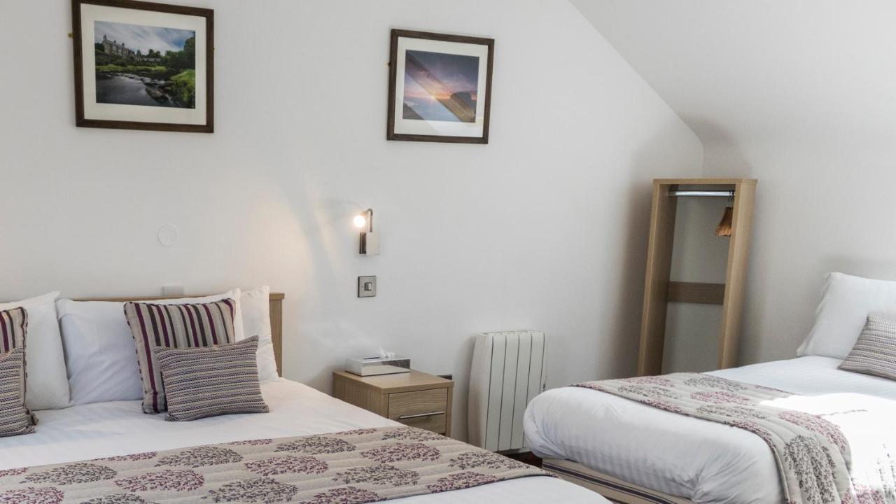 The Rostrevor Inn 외부 사진
